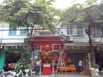 bangkok great sage buddha temple